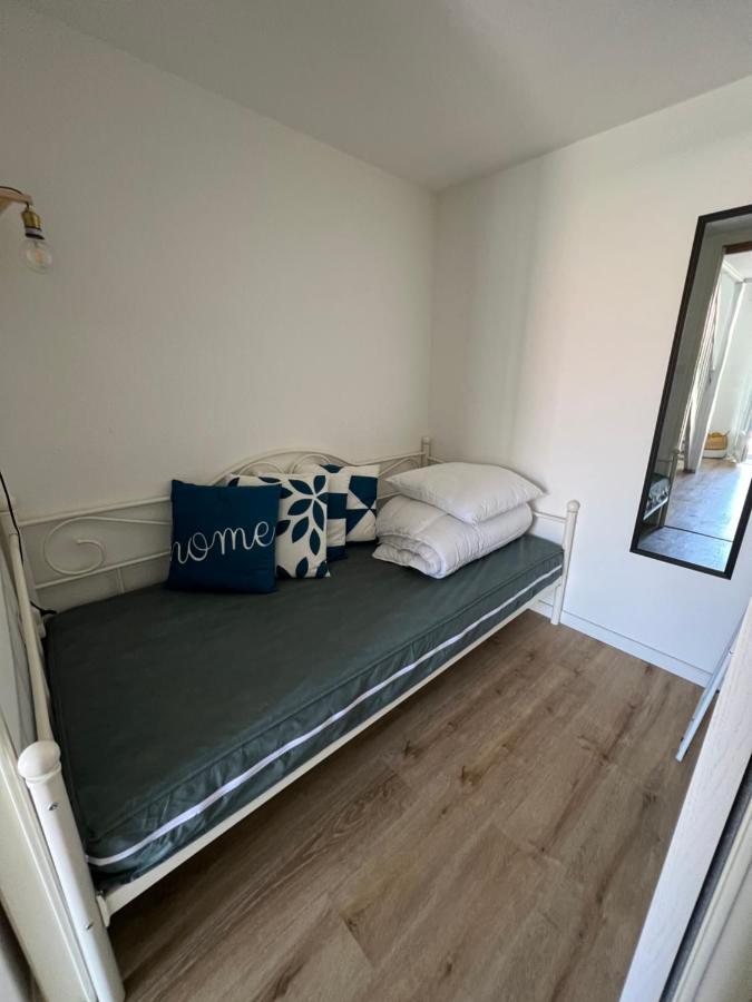 Petite Maison De Vacances Au Bord De L'Eau Leucate Esterno foto